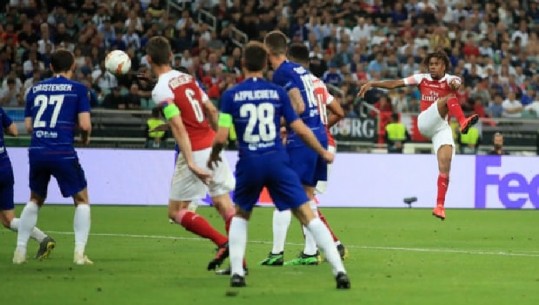 Arsenal ngushton diferencat, Alex Iwobi shënon super gol 