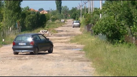 Rruga e amortizuar në Lezhë penalizon tre fshatra, banorët: Zgjidhje ose bojkotojmë zgjedhjet