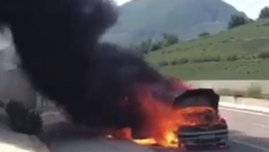 Shpërthen në ecje automjeti në Sauk, shpëton për mrekulli drejtuesi i tij (VIDEO)