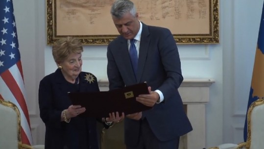20-vjet nga çlirimi i Kosovës/ Albright dhe Clark nderohen me 'Çmimin e Lirisë'! Clinton: NATO fitoi luftën, ju paqen