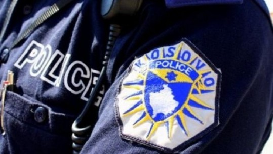 Fushë-Kosovë/ Tentojnë ta godasin, zyrtari i policisë qëllon dy herë në ajër