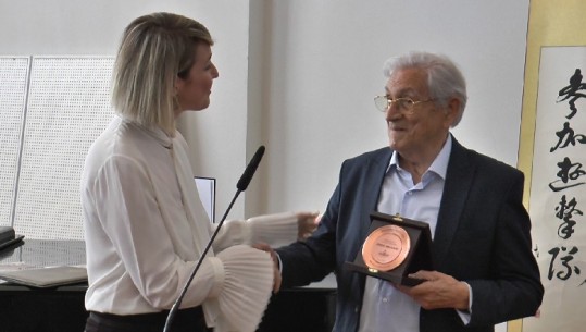 Kineasti Piro Milkani vlerësohet me medaljen, ‘Ambasador i filmit shqiptar’ 