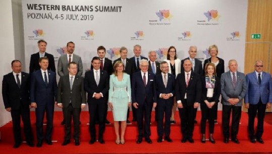 Partia e të Gjelbërve Europianë, deklaratë kundër Macron dhe pro fillimit të negociatave për anëtarësimin e Shqipërisë  dhe Maqedonisë së Veriut