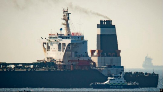  Marina britanike konfiskon një anije iraniane
