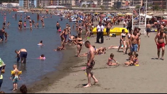 Siguria në plazhet e Lezhës/ Drejtori i Policisë Vendore: Subjektet nuk plotësojnë elementet e sigurisë në plazhe