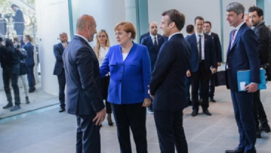 Çfarë i kërkuan Merkel dhe Macron, Haradinajt për heqjen e vizave? E zbulon Daçiç