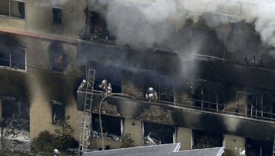 Japoni, shokohet Kioto, 33 viktima nga zjarri në ‘Kyoto Animation’, 40 në rrezik për jetën (VIDEO)