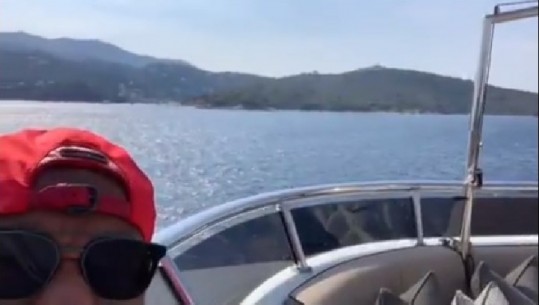 Aktori i Hollywood kalon pushimet në Shqipëri, publikohet video