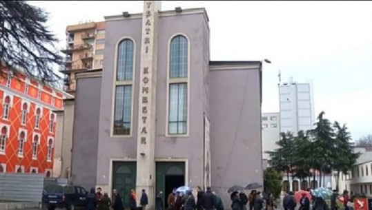 Rama poston fjalët e regjisorit: Teatri i ri është emergjencë kombëtare, asnjë cm2 nuk cënohet