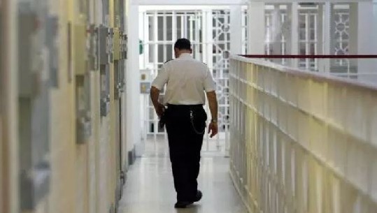 The Sun: Një në 10 të burgosur të huaj në Britaninë e Madhe është shqiptar