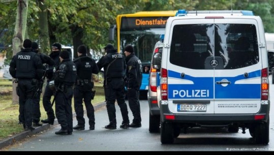 Tragjike/ Ekzekutohet nga shoku me 5 plumba 21-vjeçari shqiptar në Gjermani
