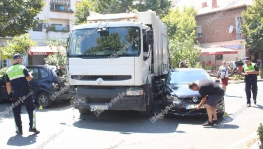 Tiranë- Shoferi i makinës së mbeturinave tapë në timon, merr para 3 mjete/ Arrestohet (FOTO)