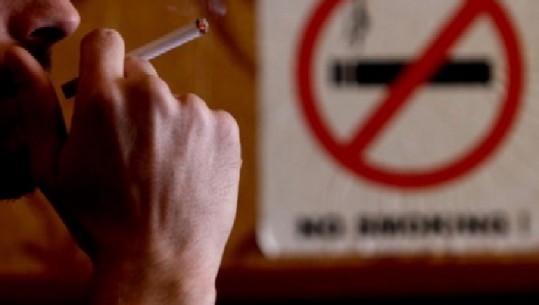 Hyn në fuqi ligji i ri për masat kundër duhanit, gjobë dhe pezullim aktiviteti për shkelësit