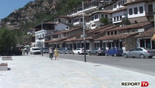Qyteti i gurtë i Beratit 'magnet' i të huajve, 60 mijë turistë në 8 muaj 