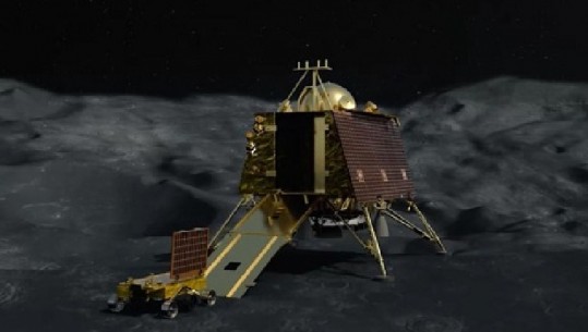 Misioni Chandrayaan 2, India do të zbresë në Hënë (VIDEO)