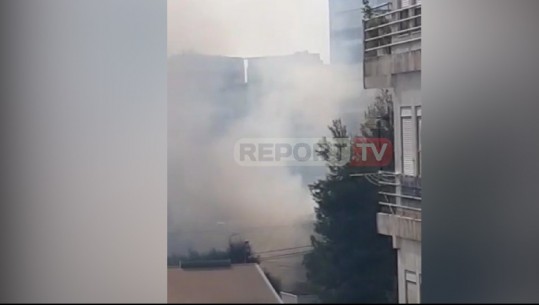 Zjarr në një banesë në  'Rrugën e Burgut' në kryeqytet (VIDEO)