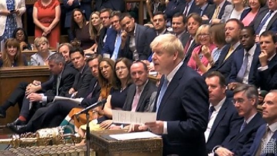 Brexit, Boris Johnson i paparashikueshëm, do të mbyllë Parlamentin deri në 15 Tetor! Mbretëresha e përfshirë (VIDEO)