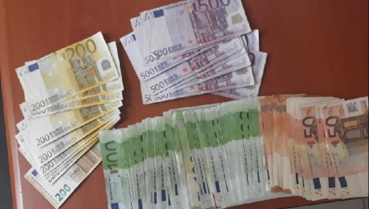 Korçë- Pistoletë me mulli, fishekë dhe 40 mijë euro në banesë, arrestohet 54-vjeçari 