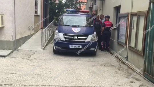 Sherri dhe plagosja në Urgjencën e spitalit të Fierit, lihen në burg tre të arrestuarit, dy në arrest shtëpie