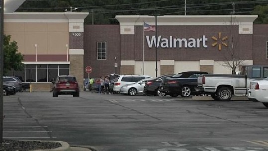 Kolosi amerikan Walmart i dorëzohet presionit, ndalon shitjen e municioneve për armët luftarake