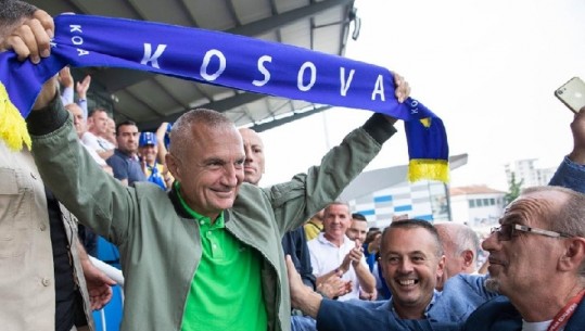 ‘Emocione të jashtëzakonshme në stadiumin Fadil Vokrri’, Meta feston fitoren e Kosovës në Prishtinë