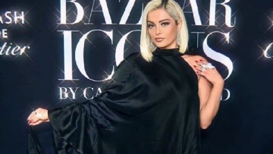 Bebe Rexha shkëlqen me fustan të zi në festën e javës së modës në New York