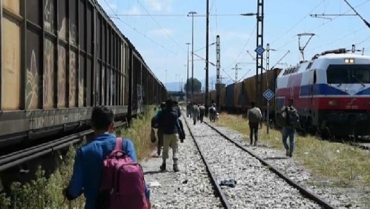  Rruga ballkanike për emigrantët ende e hapur, pavarësisht se disa shtete kanë blinduar kufijtë (VIDEO)
