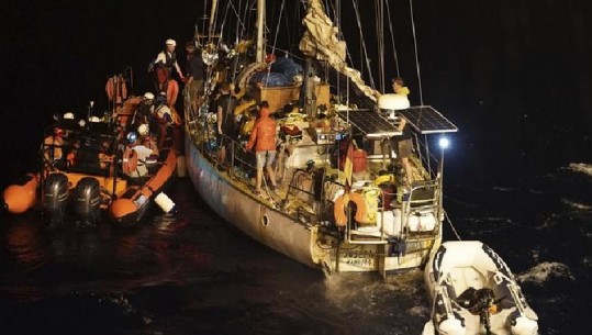 Gjermania ndihmë Italisë për refugjatët: do marrim 25% të njerëzve të shpëtuar në det 