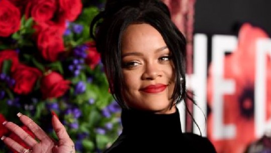 Rihanna është në pritje të ëmbël? (VIDEO)