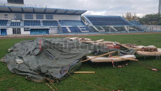 Stuhia në Durrës dëmton çadrat e tërmetit në stadium (VIDEO)