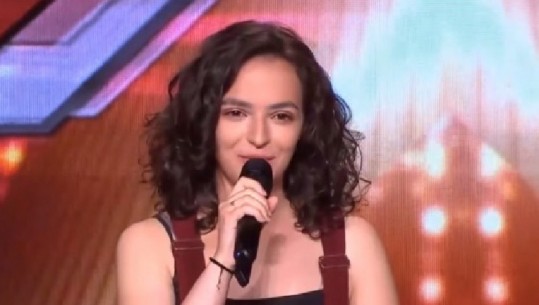 Shqiptarja 17-vjeçare befason jurinë në  'X Factor Greece' (VIDEO)
