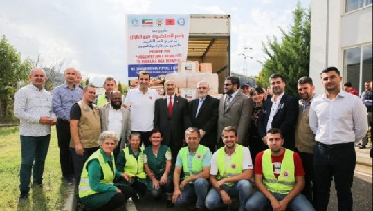 Ambasada e Kuvajtit dhe Bashkia e Tiranës, ndihma për familjet e prekura nga tërmeti (VIDEO)