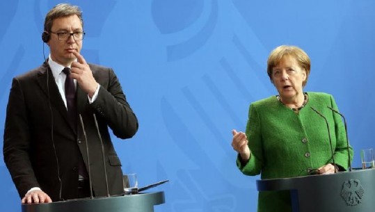 Aleksandër Vuçiç do pazar për Kosovën, mediat serbe nxjerrin në treg kancelaren Merkel