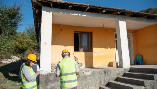 U prek nga tërmeti, familjes me 7 anëtarë nga Picalla do t’i ndërtohet shtëpia nga e para (VIDEO)