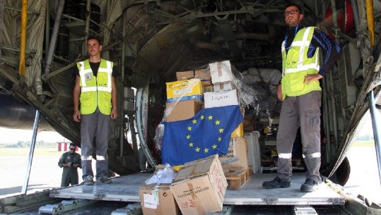 Tërmeti i 21 shtatorit, mbërrijnë në Shqipëri ndihmat e para nga Bashkimi Evropian (VIDEO)