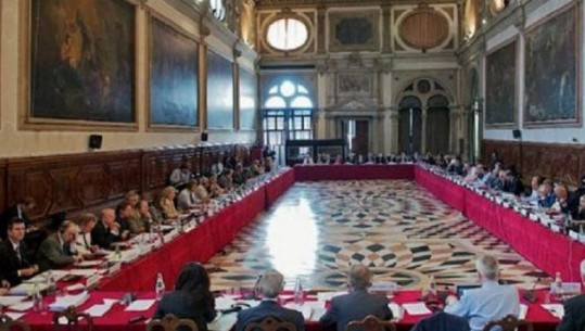 Baze: Meta e trajton Komisionin e Venecias si 'shkelës të Kushtetutës' dhe 'të çmendur'