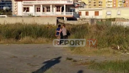 'O Zot i madh...'/ Britmat rrëqethëse të gruas së viktimës në Vlorë (VIDEO)