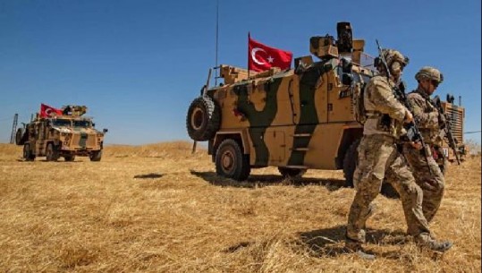 Turqia gati për të pushtuar Sirinë, SHBA ‘OK’ dhe tërheq trupat e saj nga kufiri (VIDEO)