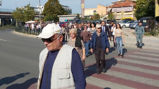 Ndalimi i tre protestuesve/ Banorët e Unazës së Re drejt Policisë së Tiranës: Lirojini! (VIDEO)