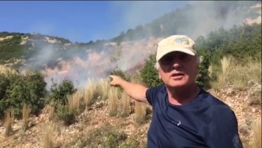 Zjarr në aksin rrugor Levan-Tepelenë, dyshohet i qëllimshëm (VIDEO)