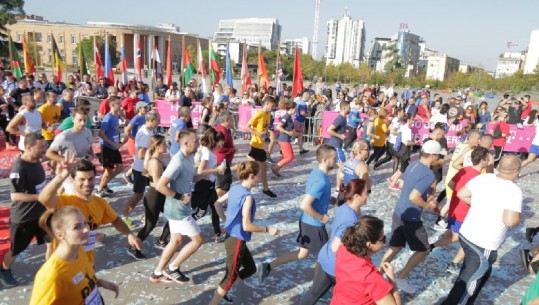 Përfundon Maratona e Tiranës, dominojnë sportistët kenianë, Luiza Gega thyen rekordin kombëtar 