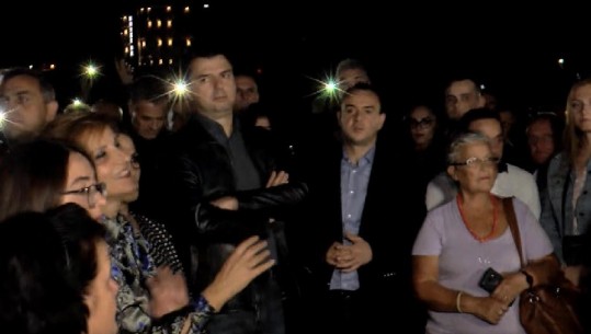 'Astiri'/ Opozita 'sfidon' ligjin! Arrestohet Klevis Balliu dhe 9 protestues, Basha: Nëse marrim 'JO' nga BE, ky është shkaku!  (VIDEO)