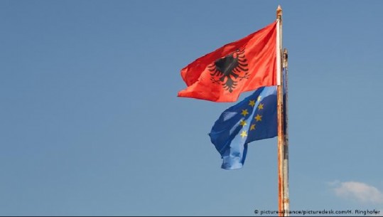 Negociatat/ DW: Shqipëria e Maqedonia e Veriut në dhomën e pritjes