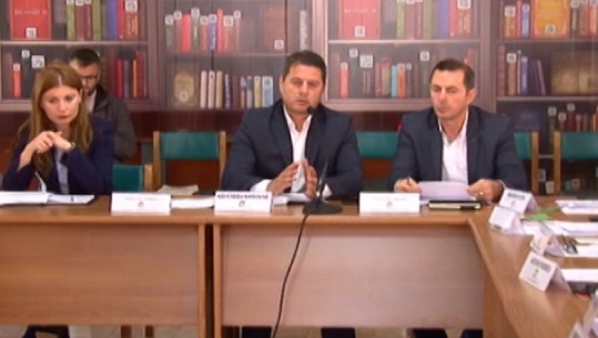 Bizneset 61 mln lekë borxh bashkisë së Lezhës, kryebashkiaku: S'ka më tolerime! Do bllokojmë llogaritë