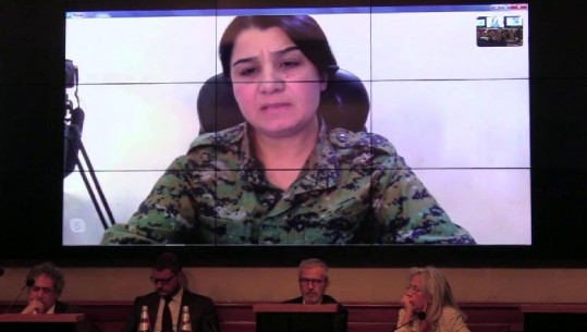 Siria, thirrja e komandantes kurde për Italinë dhe BE: Ne po luftojmë edhe për ju (VIDEO)