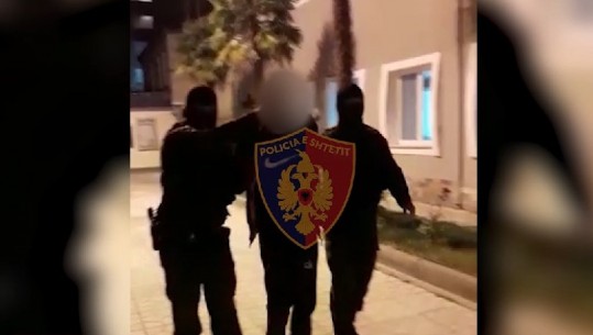FNSH 'blindon' Vlorë/ 7 të arrestuar për drogë, sekuestrohen lekë, makina, celularë (VIDEO)