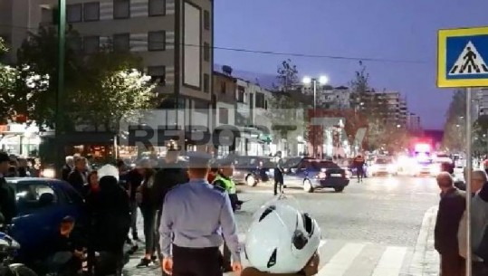 Vlorë/ Mjeti përplas biçikletën, plagoset i moshuari  (VIDEO)