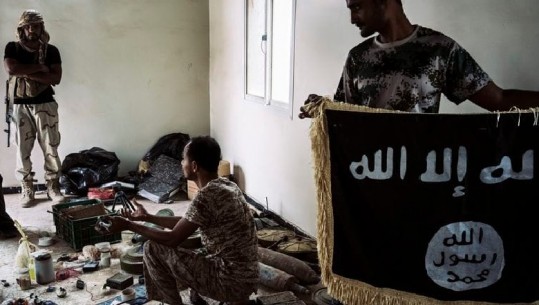 Turqia do kthejë në Gjermani 20 anëtarë të ISIS, Süleyman Soylu: Nuk jemi hotel për askënd!