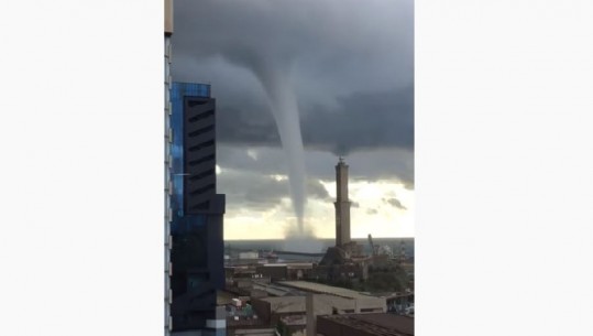 Itali/ Tornado pranë brigjeve detare të Genovas, imazhet impresionuese shpërndahen në rrjetet sociale (VIDEO)