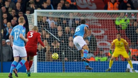 Liverpool gjunjëzon edhe Manchester City-n, shkëputet 8 pikë në krye të Premier League